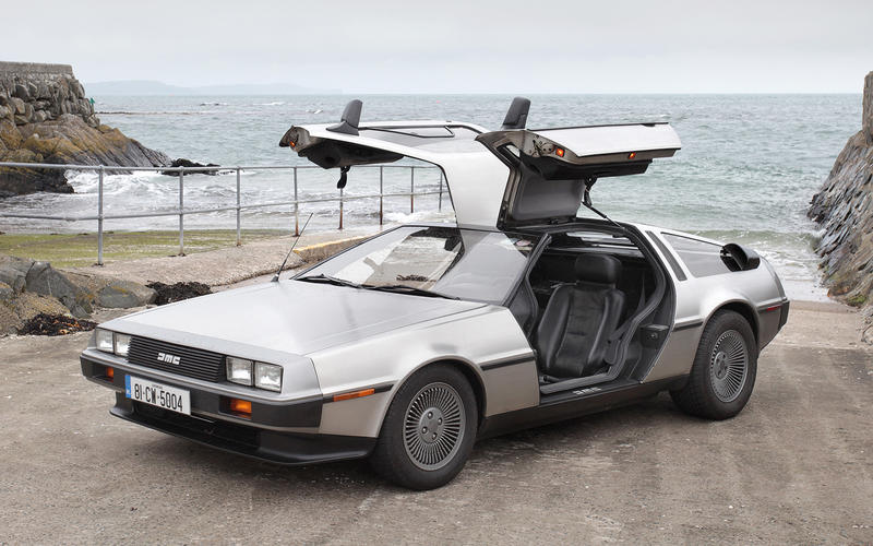 DeLerean DMC-12 (1981),