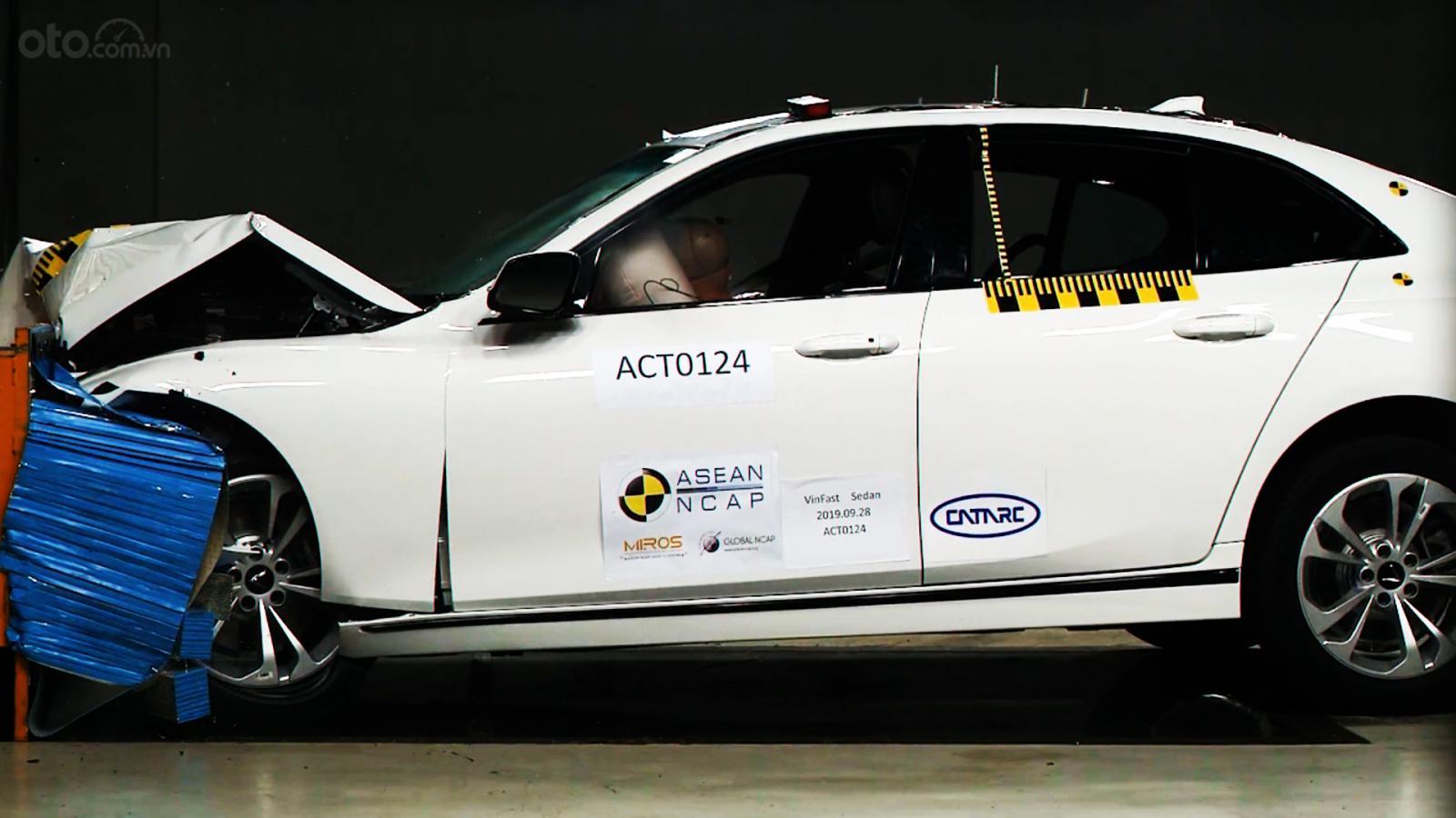 3 mẫu xe của VinFast được thử nghiệm tại trung tâm ASEAN NCAP 1.