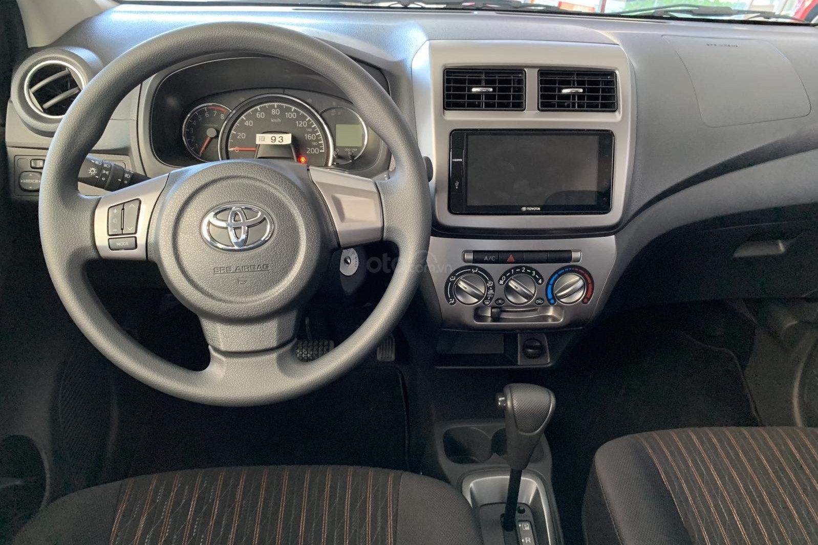 Khoang nội thất của Toyota Wigo 2019 thể hiện sự bảo thủ của hãng xe Nhật Khoang nội thất của Toyota Wigo 2019 thể hiện sự bảo thủ của hãng xe Nhật 1