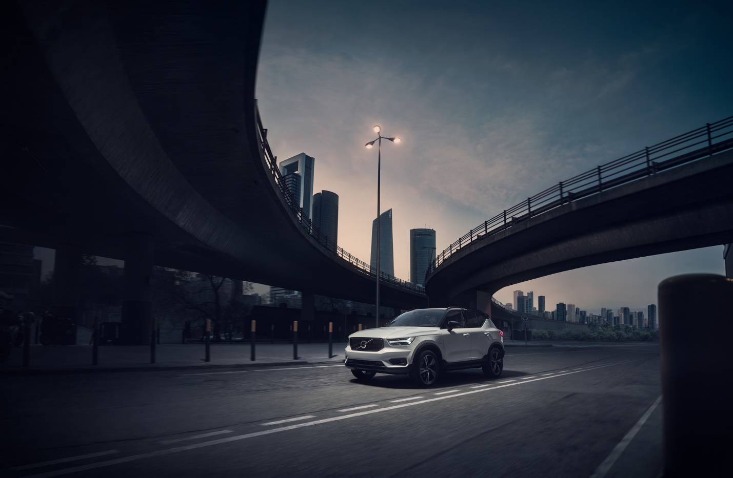 Volvo XC40 sẽ xuất hiện tại VMS 2019.