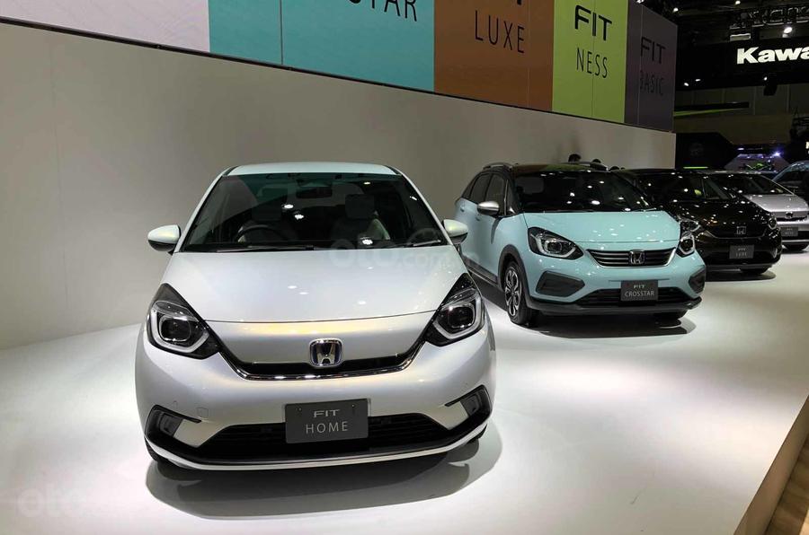 [TMS 2019] Honda Jazz 2020 / Honda Fit 2020 ra dáng, trang bị động cơ hybrid