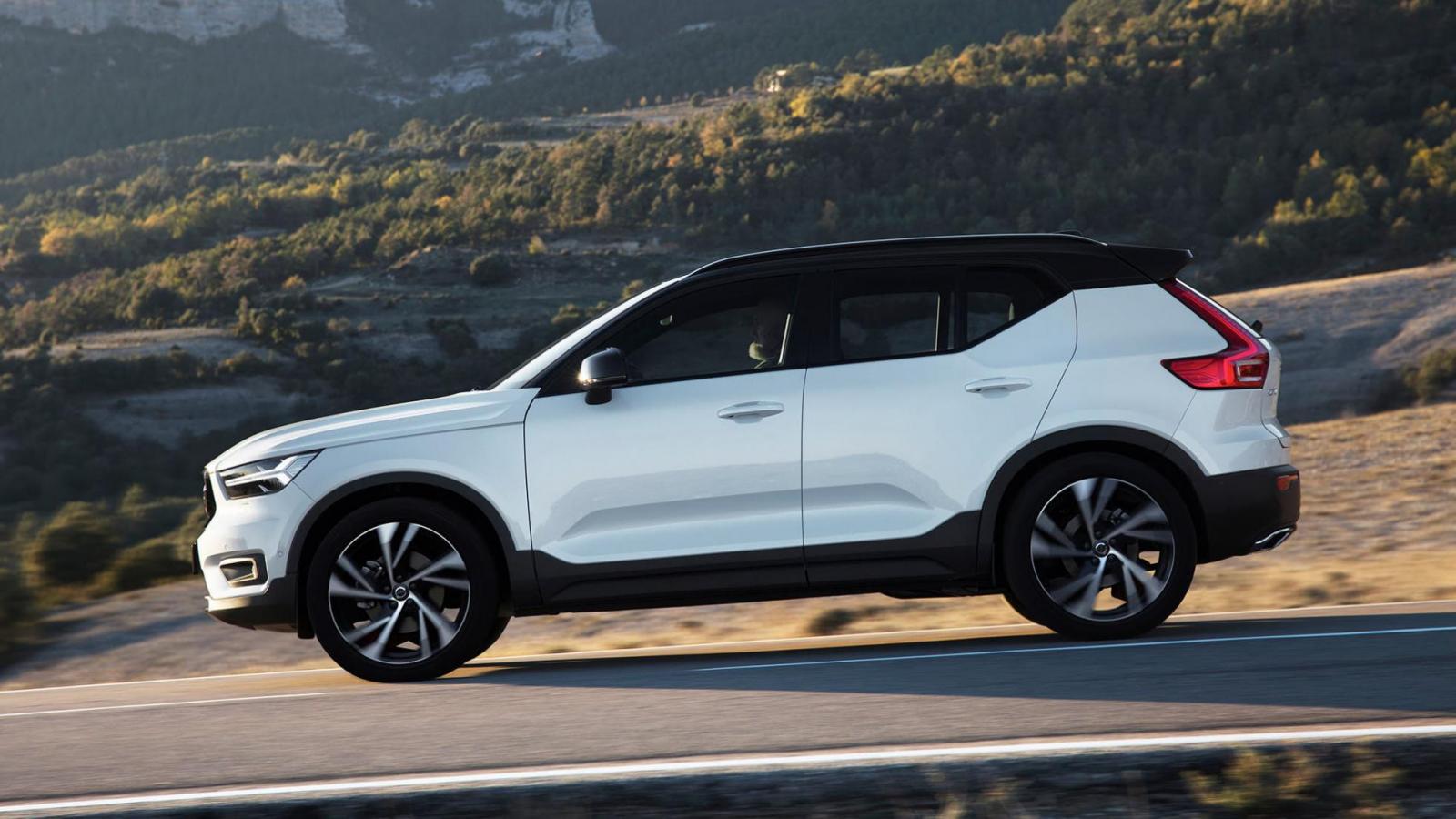 Volvo XC40 sở hữu khối động cơ 2.0L Volvo XC40 sở hữu khối động cơ 2.0L