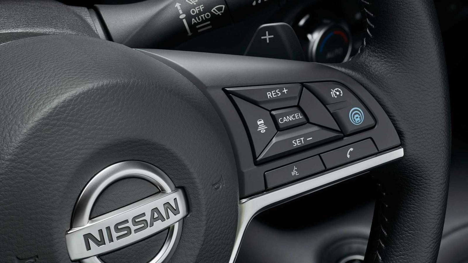 Đánh giá xe Nissan Juke 2020 về trang bị tiện nghi.