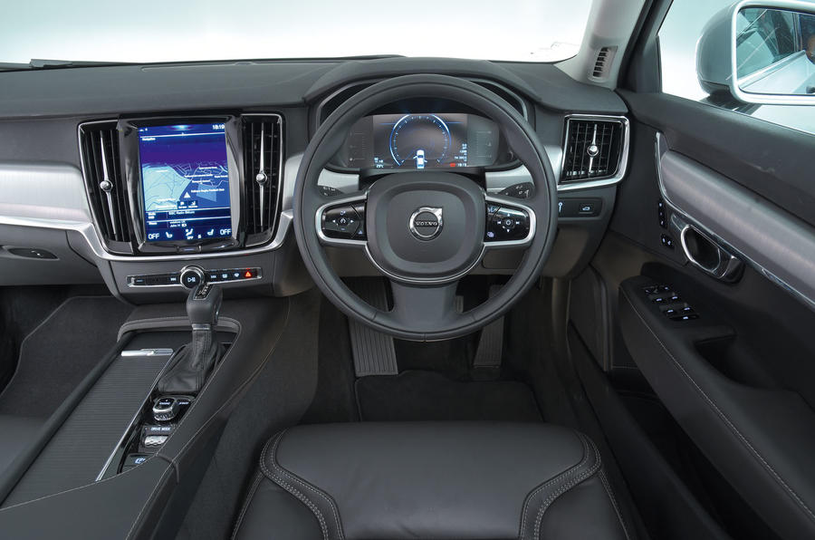 Ghế ngồi trên Volvo S90 được bọc da cao cấp Ghế ngồi trên Volvo S90 được bọc da cao cấp