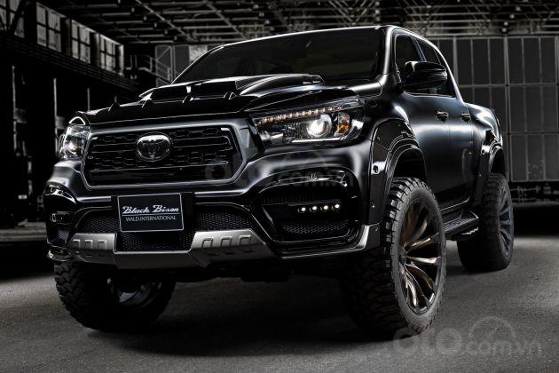 Xe độ Toyota Hilux Wald Black Bison ra mắt Malaysia