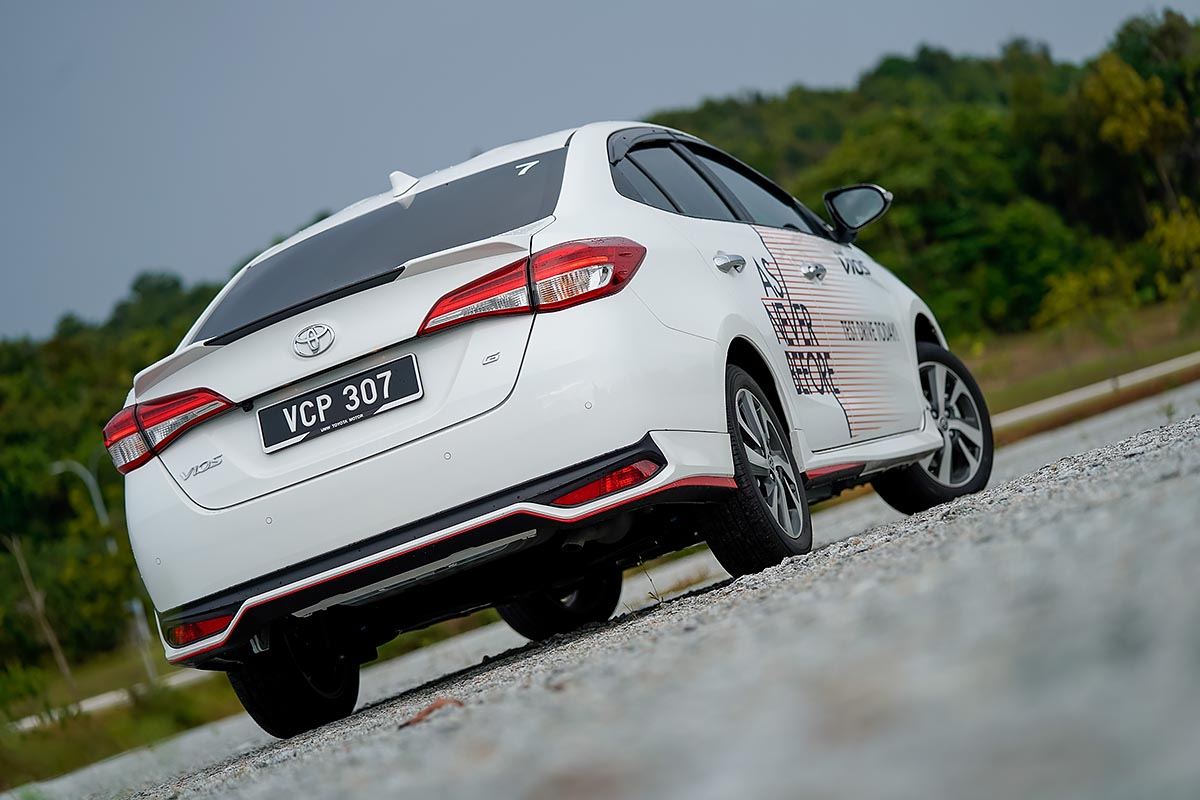 Ưu nhược điểm xe Toyota Vios Ưu nhược điểm xe Toyota Vios