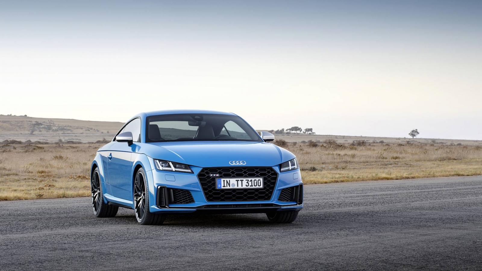 Audi TTS 2019 đang đỗ