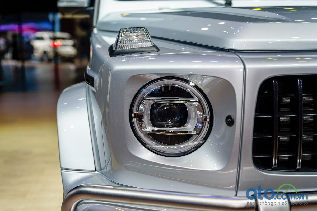 Cụm đèn pha của Mercedes-Benz G 63 AMG.