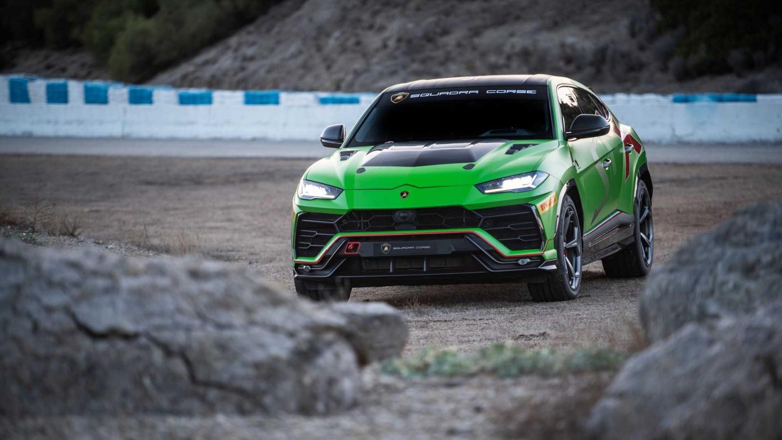 Lamborghini tiết lộ hình ảnh chiếc xe đua SUV đầu tiên trên thế giới,