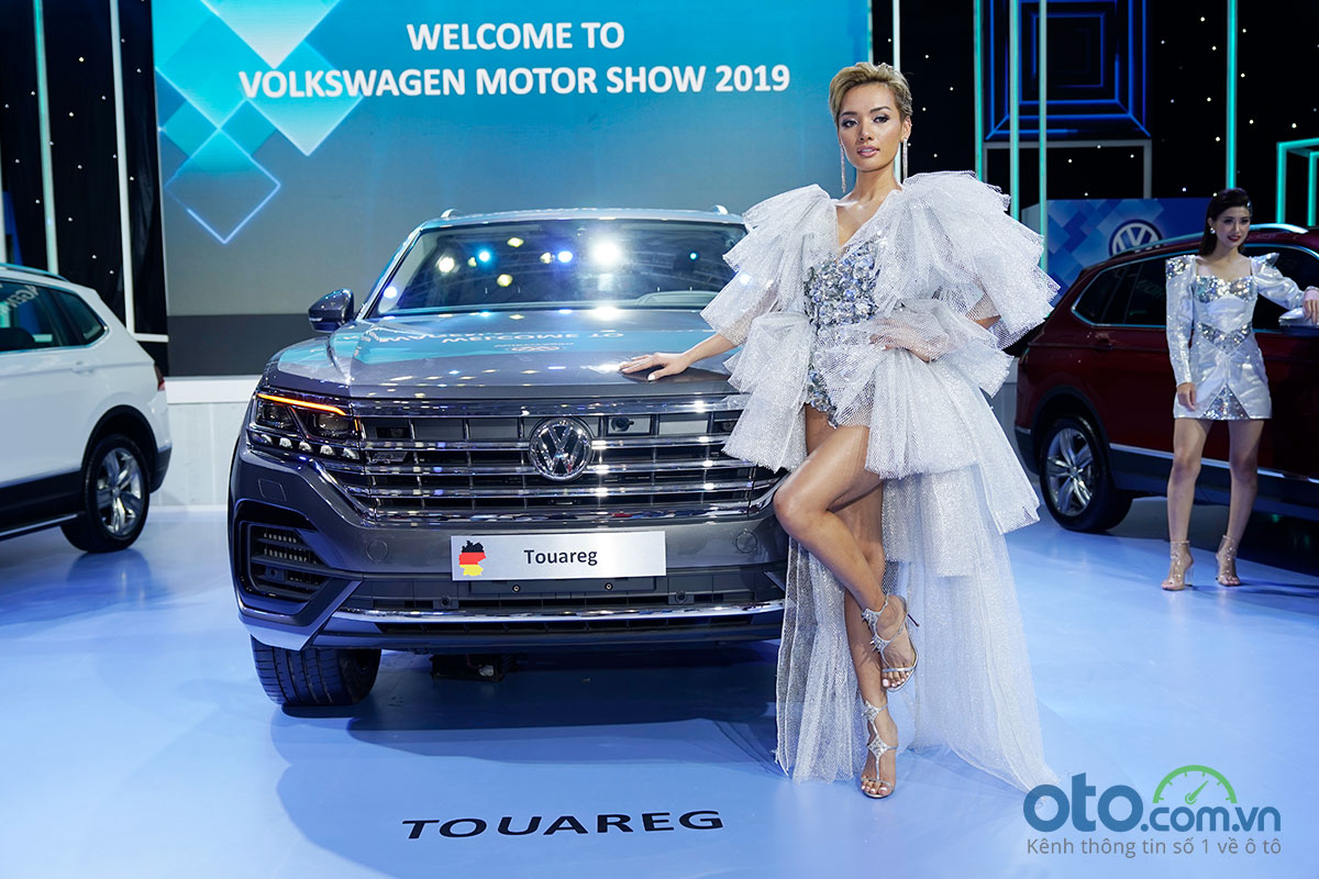 VW Touareg 2020 được trưng bày tại Triển lãm Ô tô Việt Nam 2019.