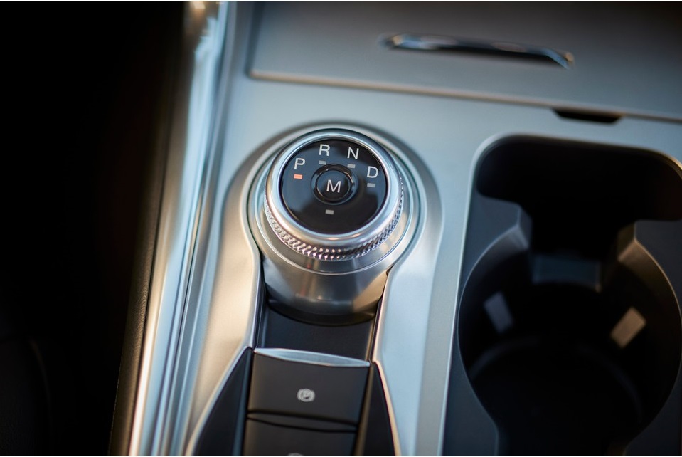 Động cơ và vận hành trên xe Ford Explorer Động cơ và vận hành trên xe Ford Explorer