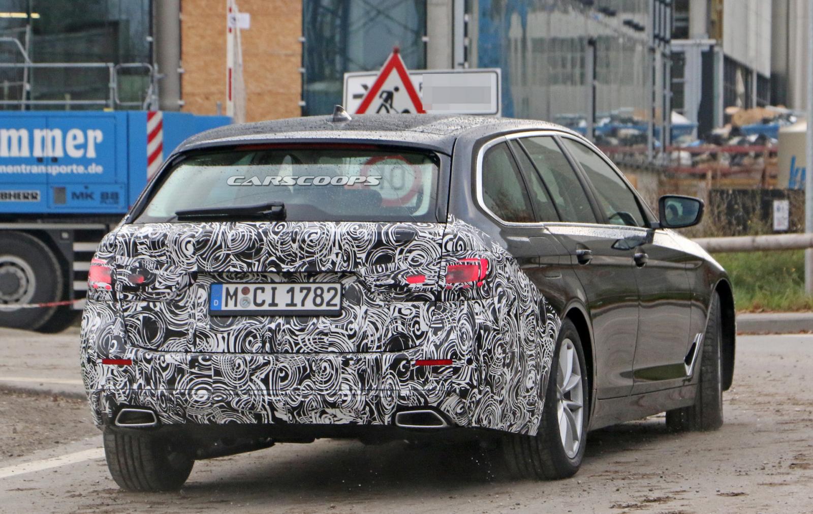 BMW 5-series 2020 sở hữu đèn hậu mỏng hơn.