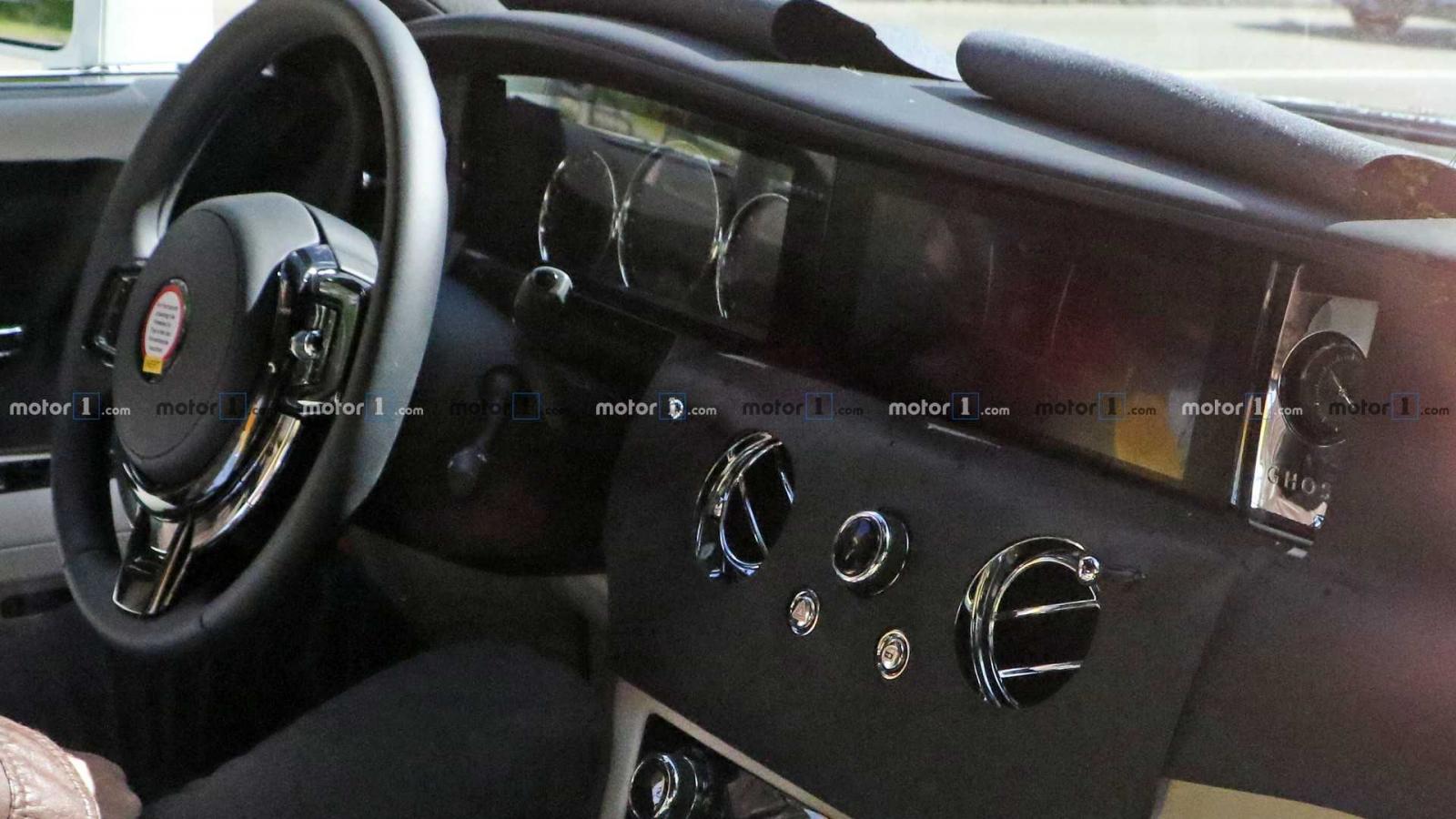 Không gian khoang cabin Rolls-Royce Ghost 2021.