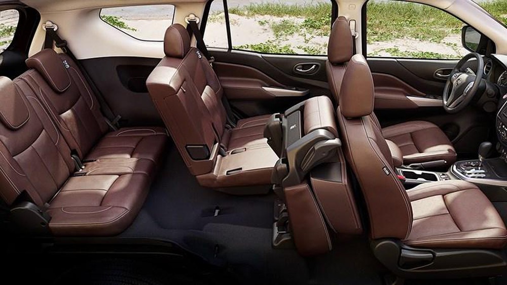 Nội thất Nissan Terra Nội thất Nissan Terra