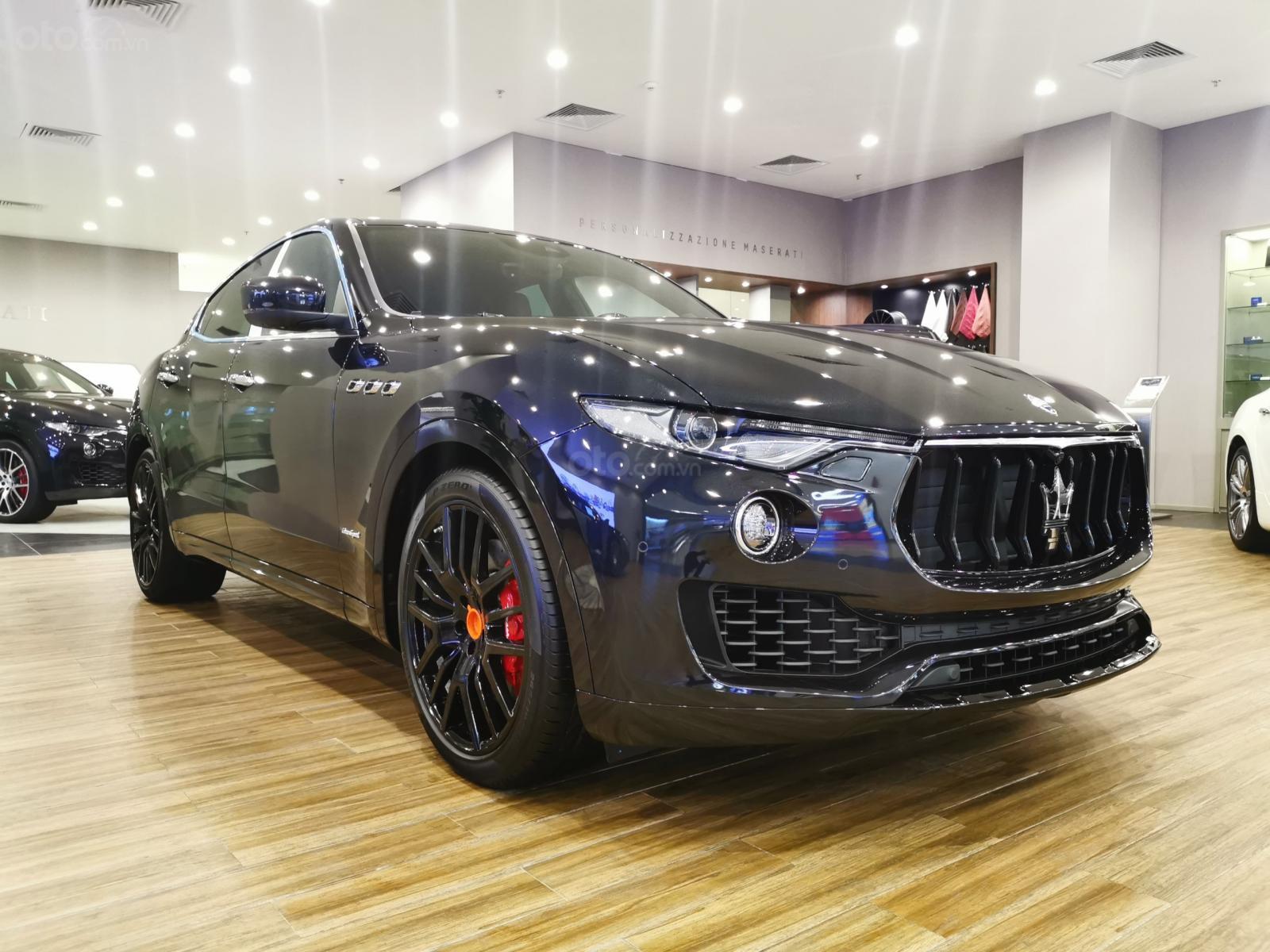 Maserati Ha Noi (10)