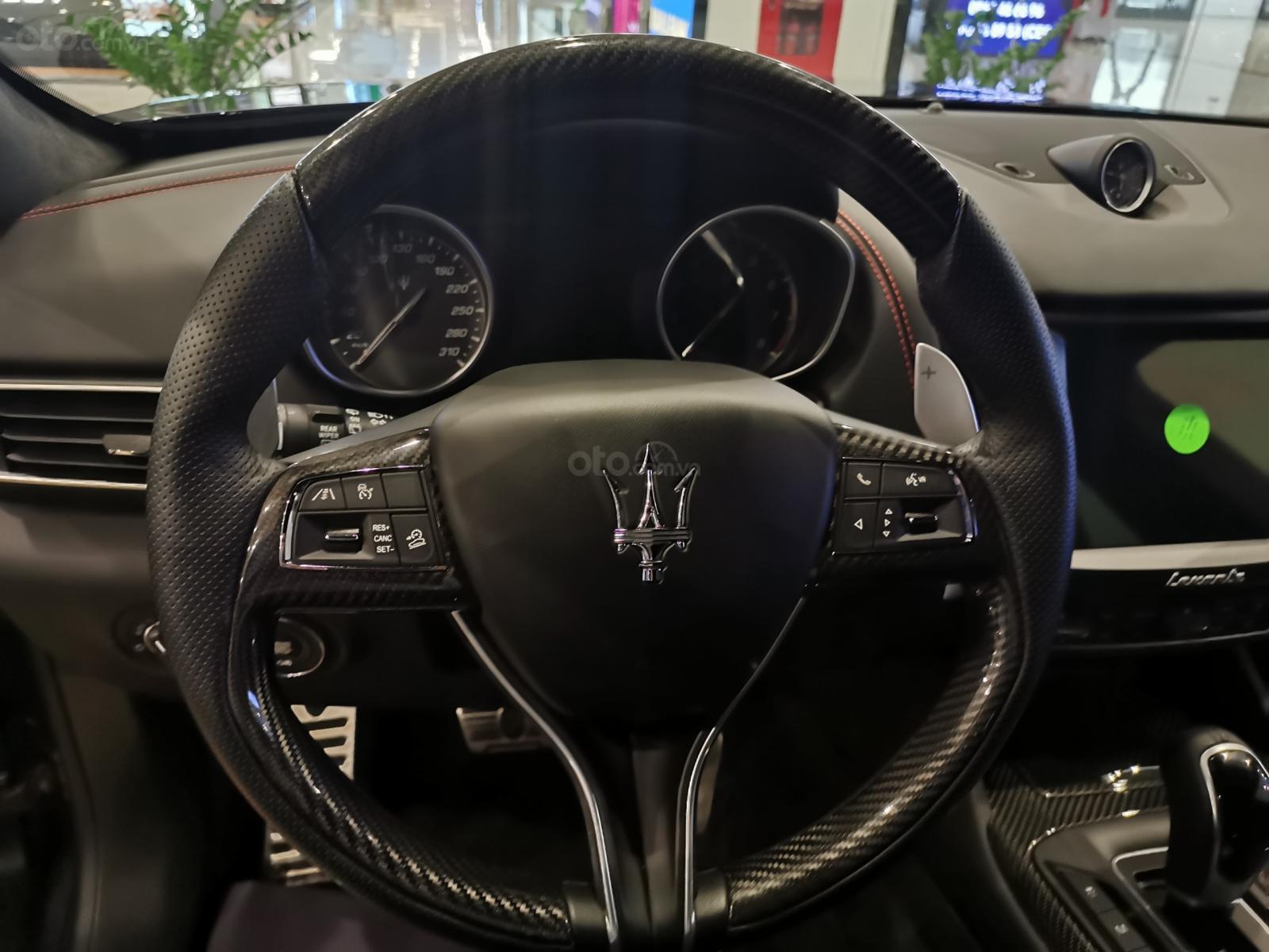 Maserati Ha Noi (6)