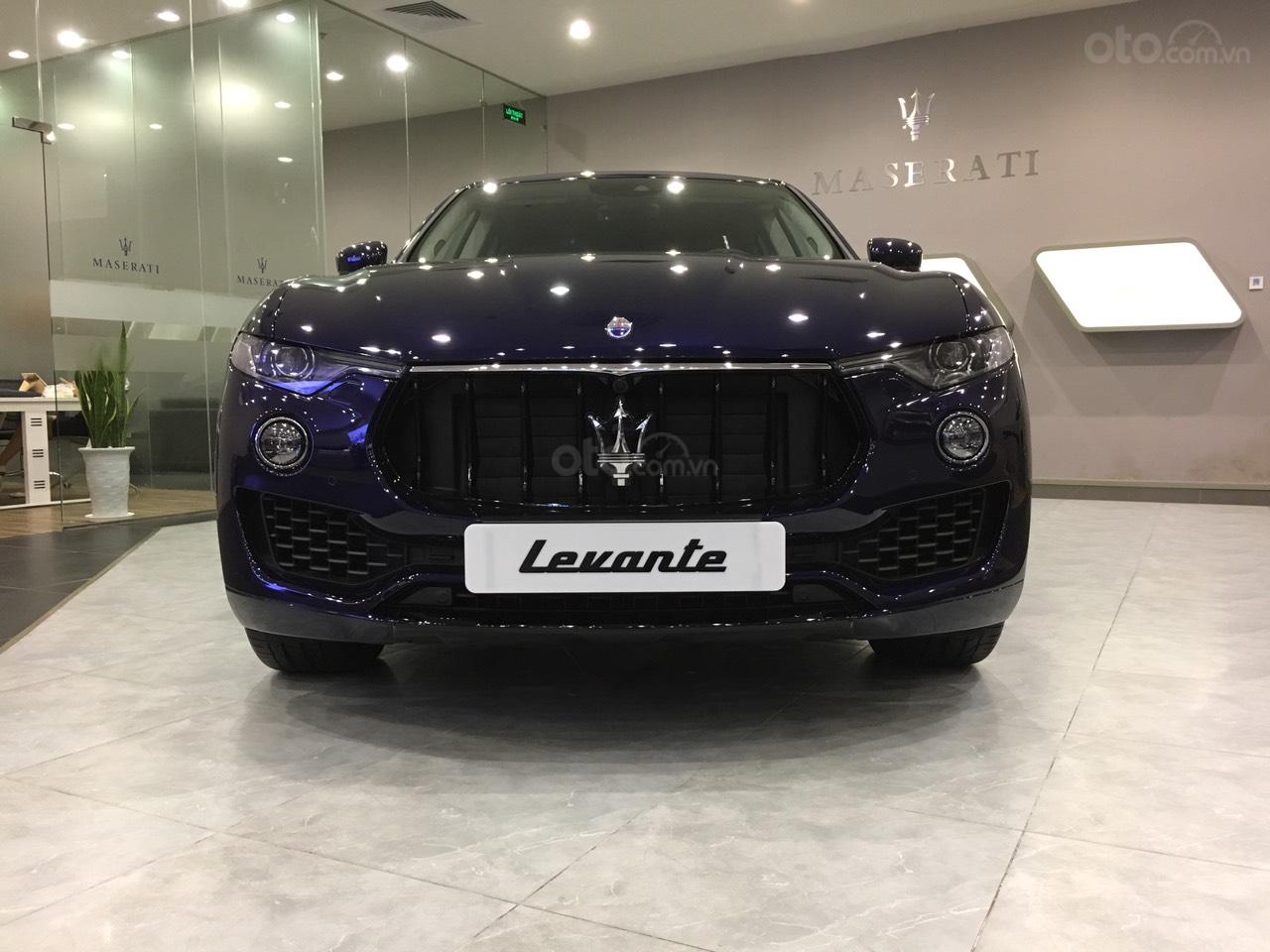 Maserati Ha Noi (9)