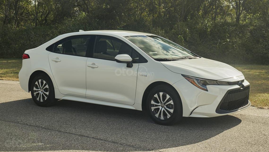 Toyota Corolla 2020 sedan chốt giá từ 374 triệu đồng