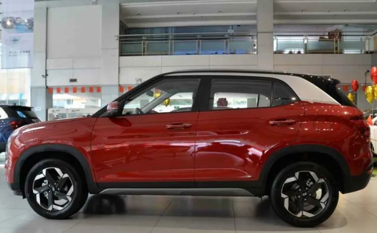 So sánh Hyundai Creta 2020 với&nbsp;thế hệ cũ về ngoại, nội thất.