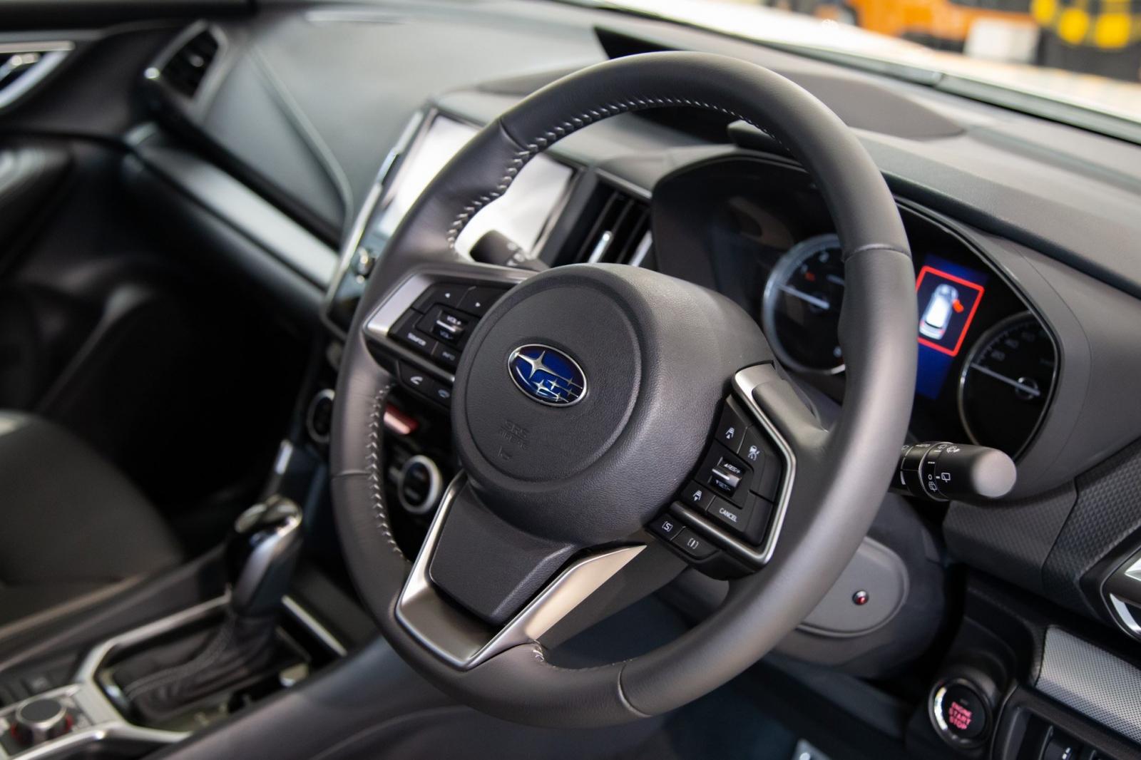 Vô lăng xe Subaru Forester GT edition.