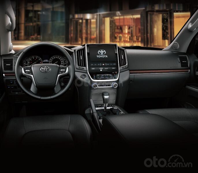 Toyota Land Cruiser 2020 tại Việt Nam, giá bán chạm mốc 4 tỷ đồng a2