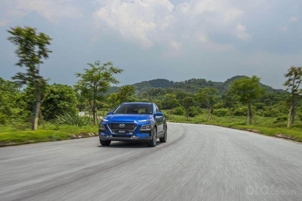 Xe SUV 5 chỗ giá rẻ: Chọn Ford EcoSport hay Hyundai Kona a4