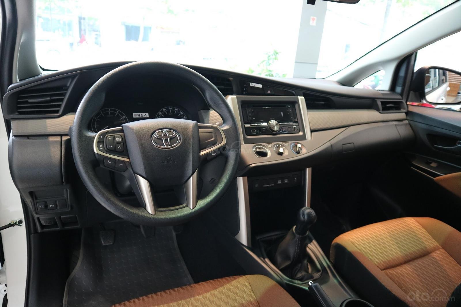 Bảng táp lô xe Toyota Innova 2020 2