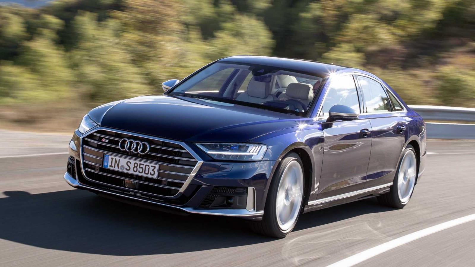 Đánh giá xe Audi S8 2020 đầu xe