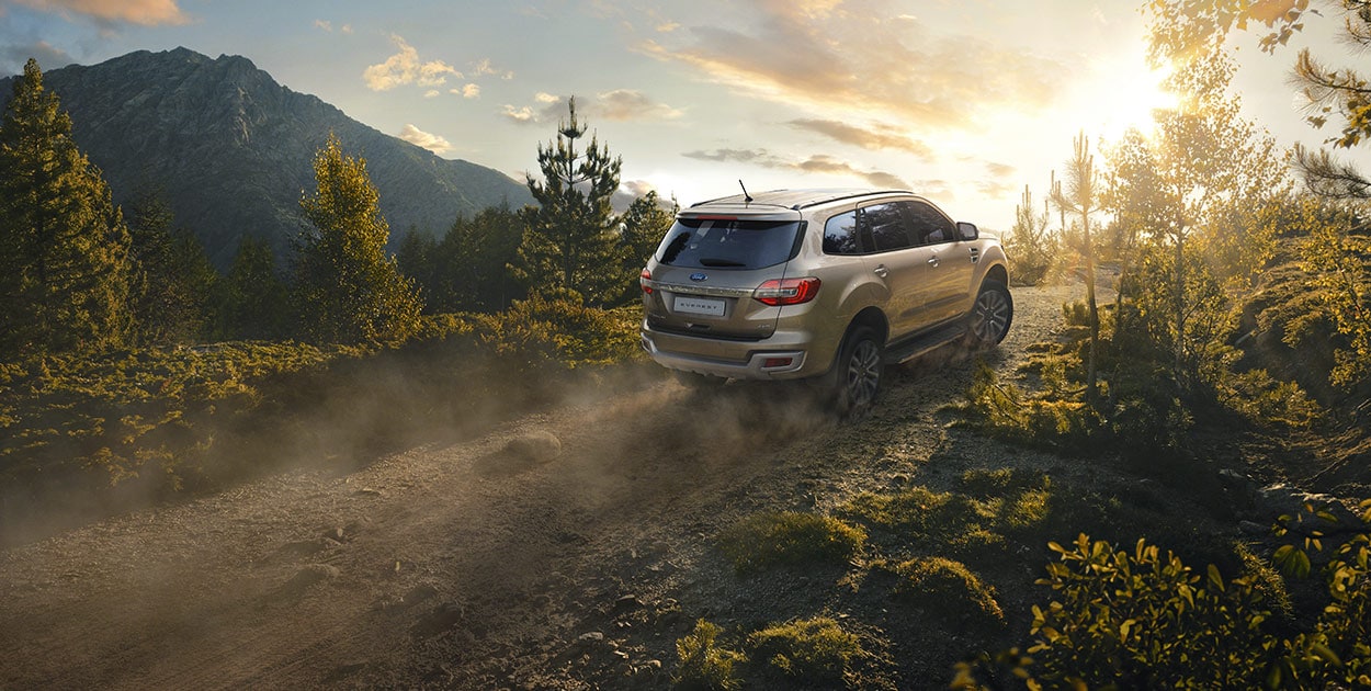 Xe Ford Everest Xe Ford Everest