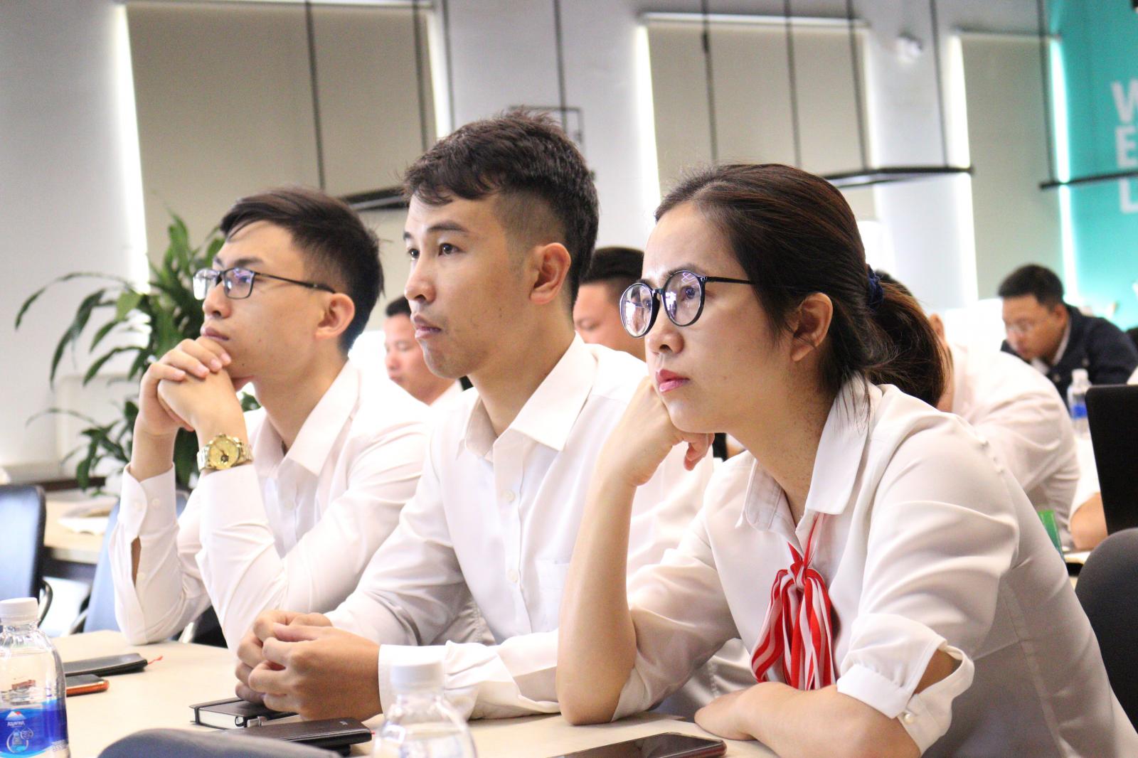 Học viện Oto.com.vn: Nơi “biến bạn” thành nhà môi giới chuyên nghiệp thời đại 4.0 Học viện Oto.com.vn: Nơi “baiến bạn” thành nhà môi giới chuyên nghiệp thời đại 4.0