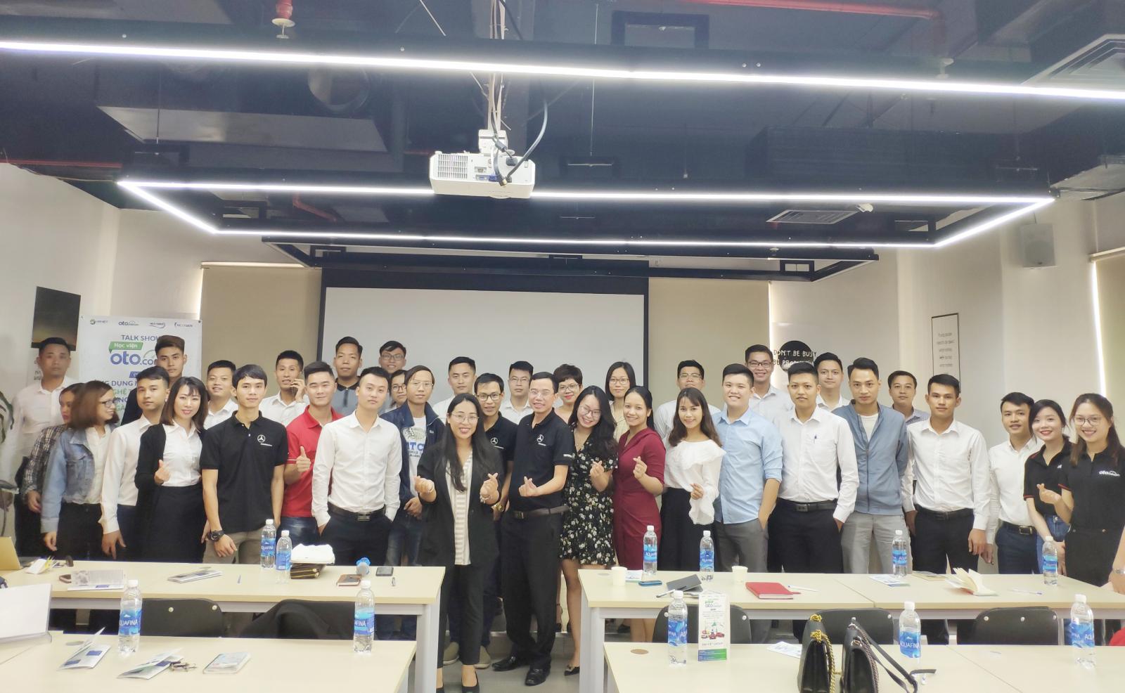 Học viện Oto.com.vn: Nơi “biến bạn” thành nhà môi giới Ô tô chuyên nghiệp thời đại 4.0 Học viện Oto.com.vn: Nơi “biến bạn” thành nhà môi giới Ô tô chuyên nghiệp thời đại 4.0