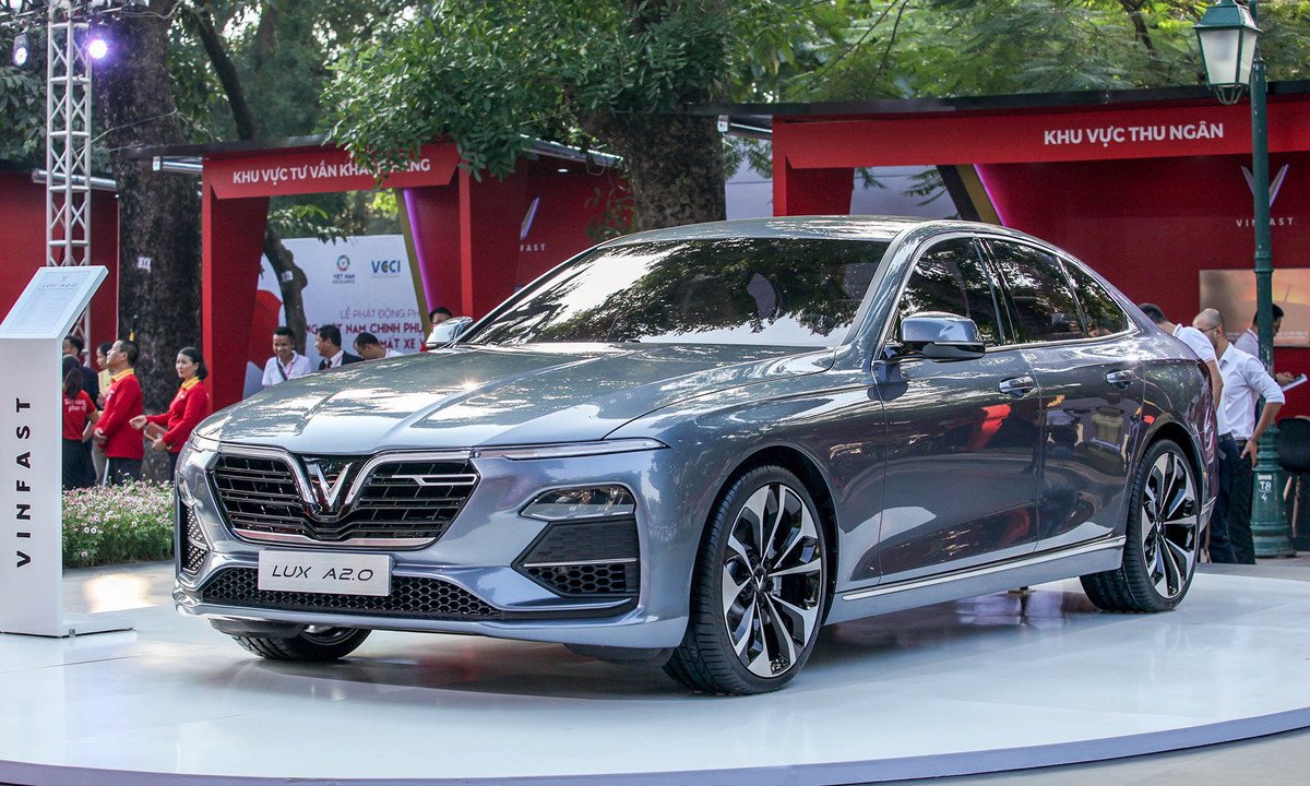 Xe VinFast LUX A2.0