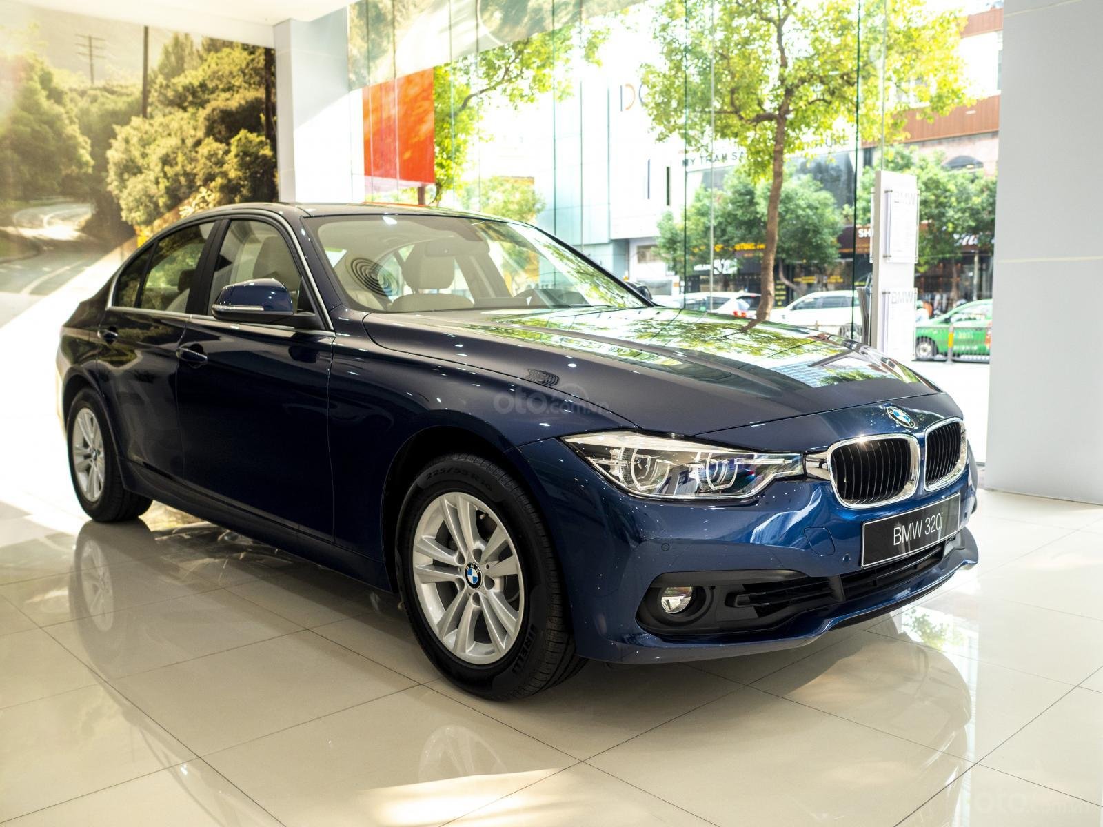 Thông số kỹ thuật xe BMW 320i 2020 a1