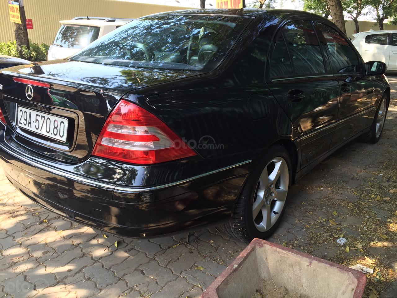 Bán xe Mercedes Benz C180 2005 số tự động