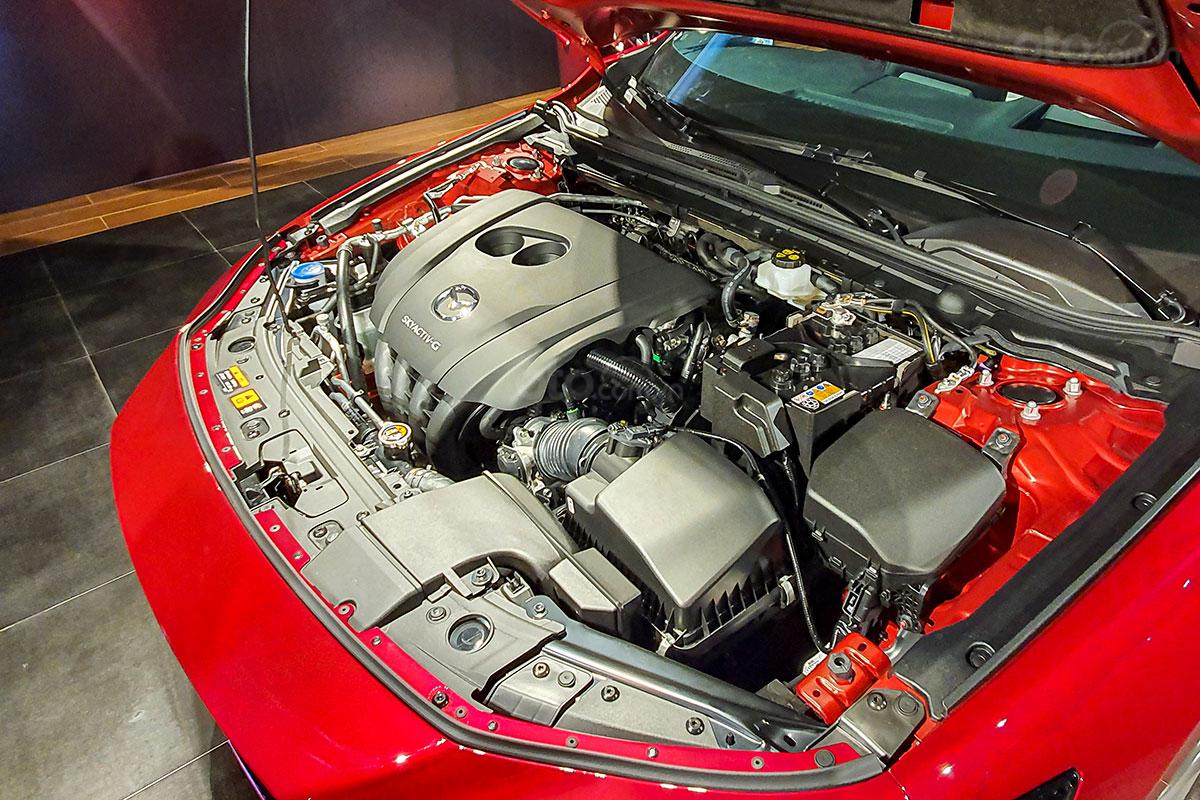 So sánh xe Mazda 3 2020 và Hyundai Elantra 2020: