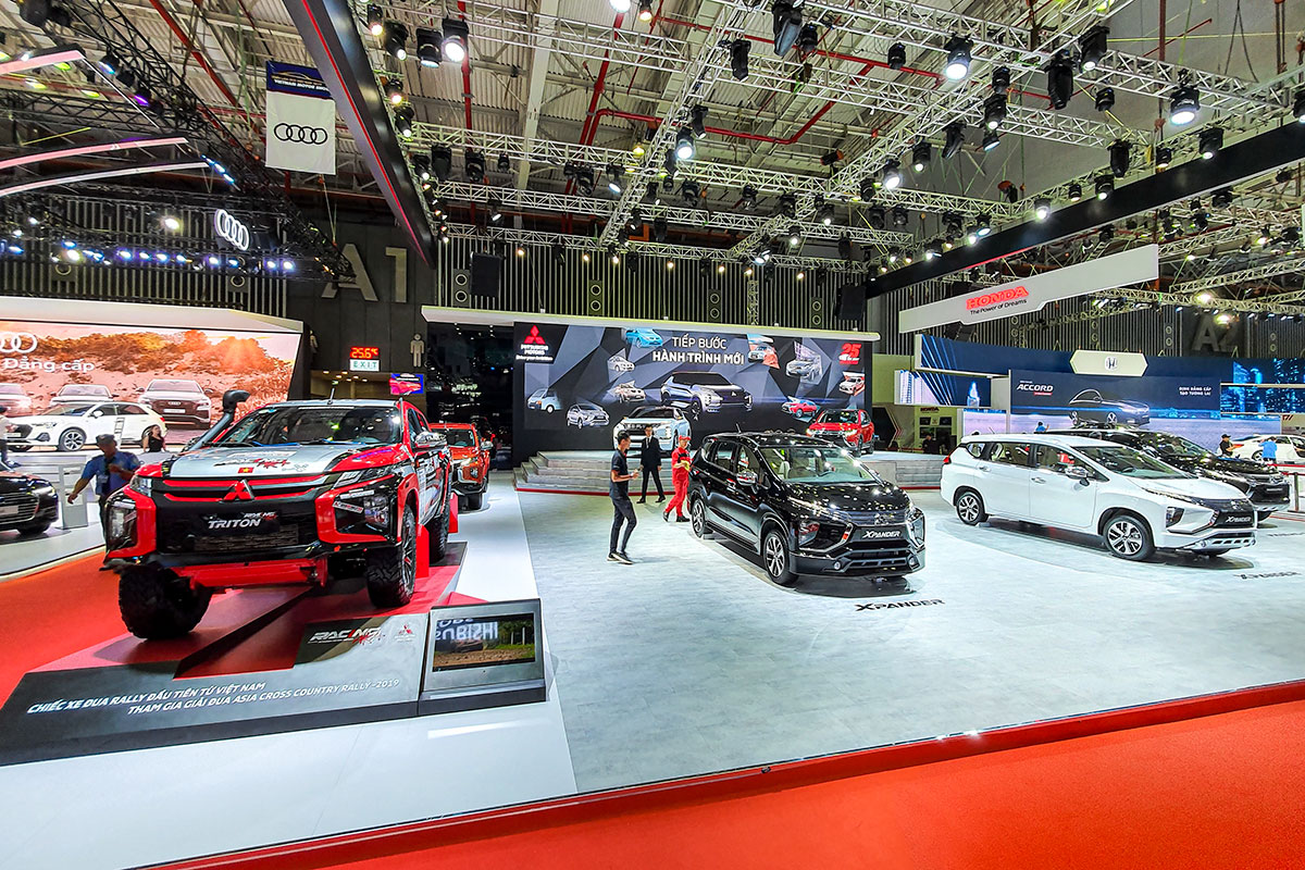 [VMS 2019] Cận cảnh gian hàng Mitsubishi trong ngày khai mạc triển lãm ô tô Việt Nam 2019 a45