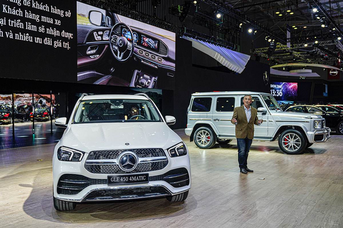 [VMS 2019] Gian hàng Mercedes-Benz: GLE 450 4MATIC và Mercedes-AMG G 63 "chiếm sóng"! a2
