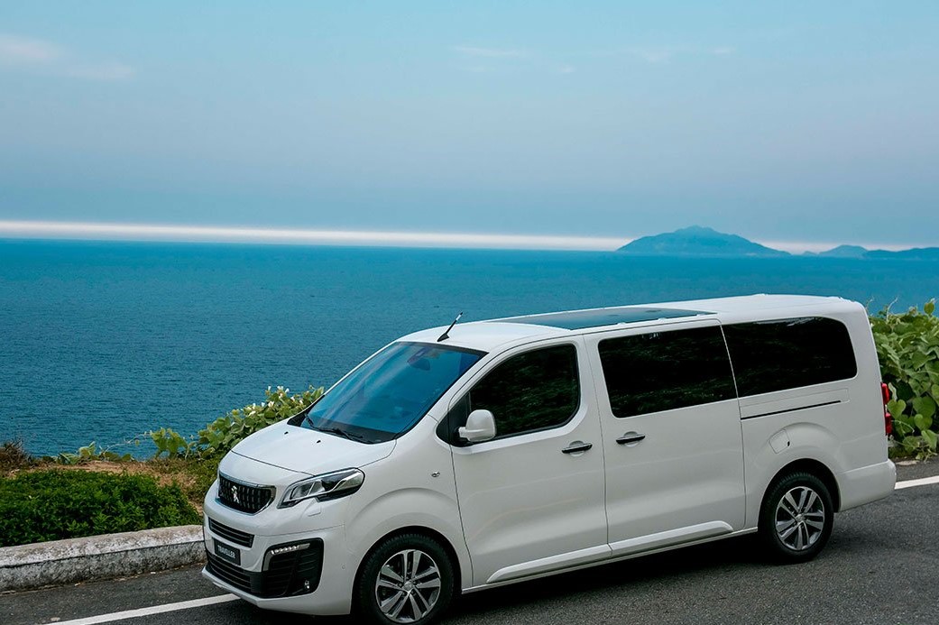 Vay mua xe Peugeot Traveller 2020 trả góp: Lãi suất ngân hàng nào hấp dẫn? a2