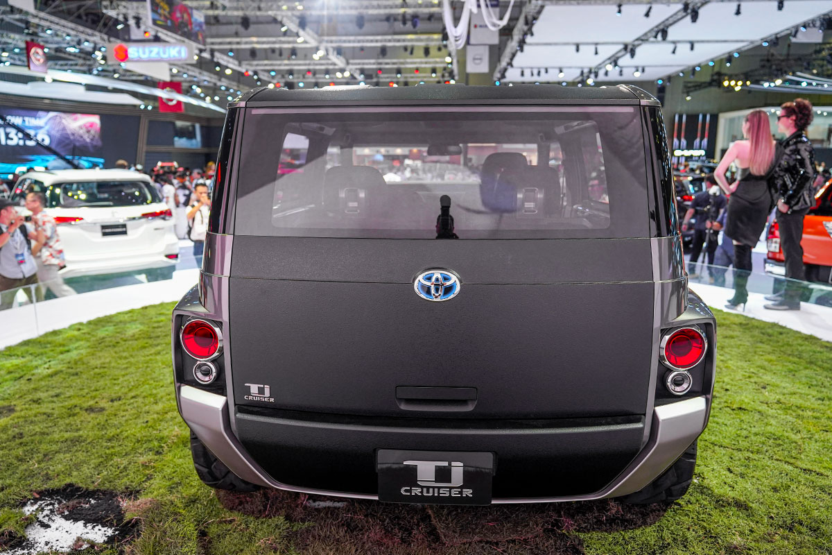 [VMS 2019] Toyota TJ Cruiser Concept lộ diện, ngoại hình lai SUV và xe VAN a9