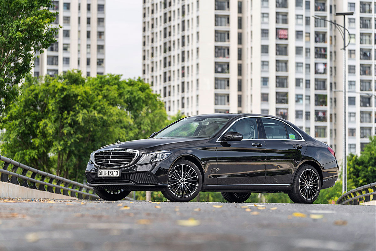Mercedes C200 Exclusive 2021 Giá tốt Giao ngay mua xe C200 trả góp lãi  suất thấp