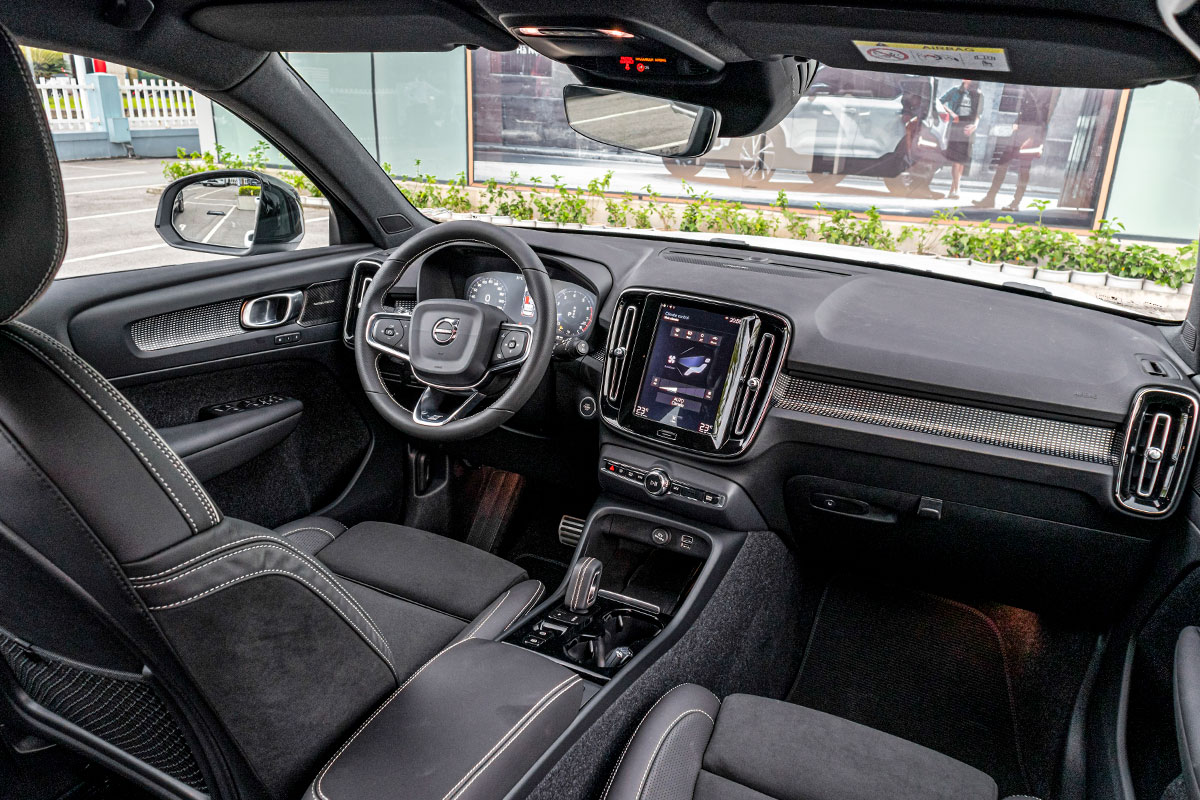 Nội thất của Volvo XC40 2019 hướng tới sự trẻ trung và hiện đại.