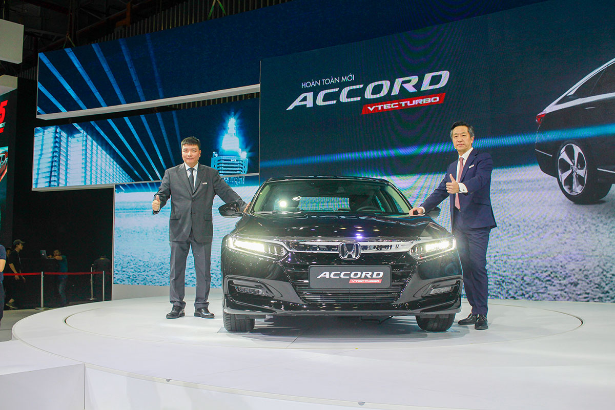 Honda Accord 2020 ra mắt tại Triển lãm Ô tô Việt Nam 2019.