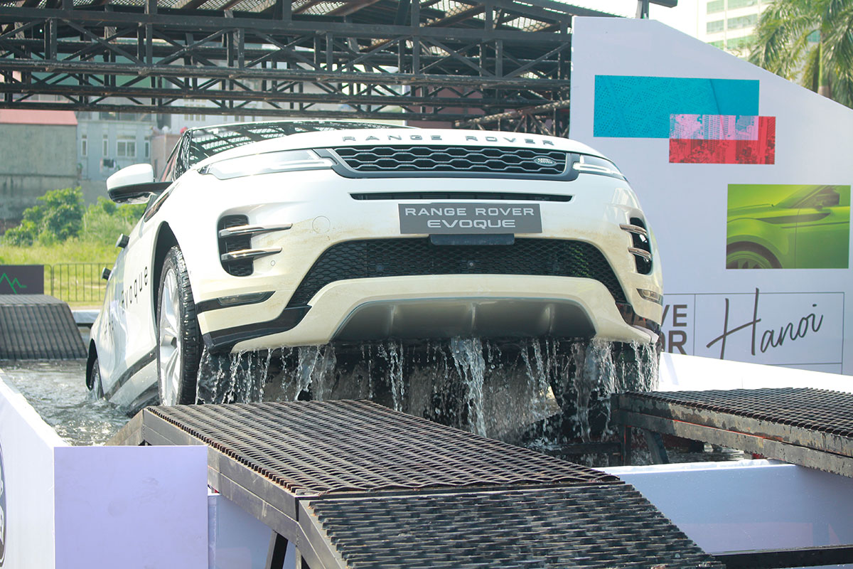 "Trên tay" Range Rover Evoque 2020 vừa ra mắt vượt mọi địa hình a1