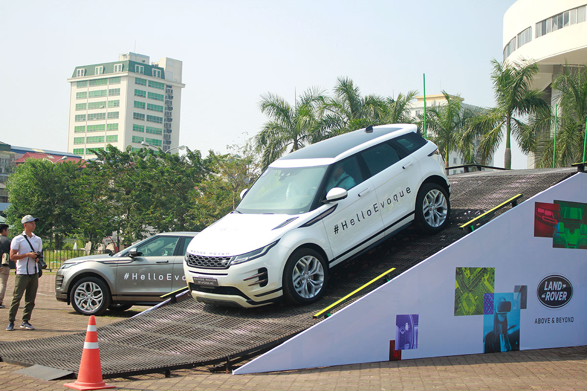 "Trên tay" Range Rover Evoque 2020 vừa ra mắt vượt mọi địa hình a13