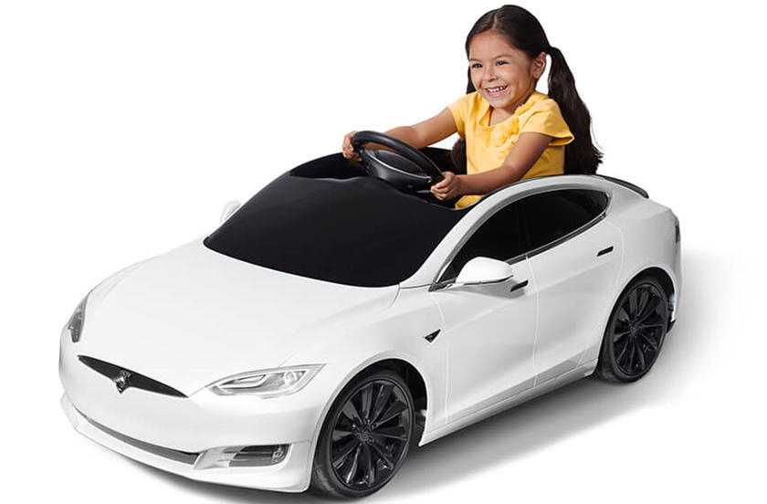 Xe đồ chơi từ Tesla.