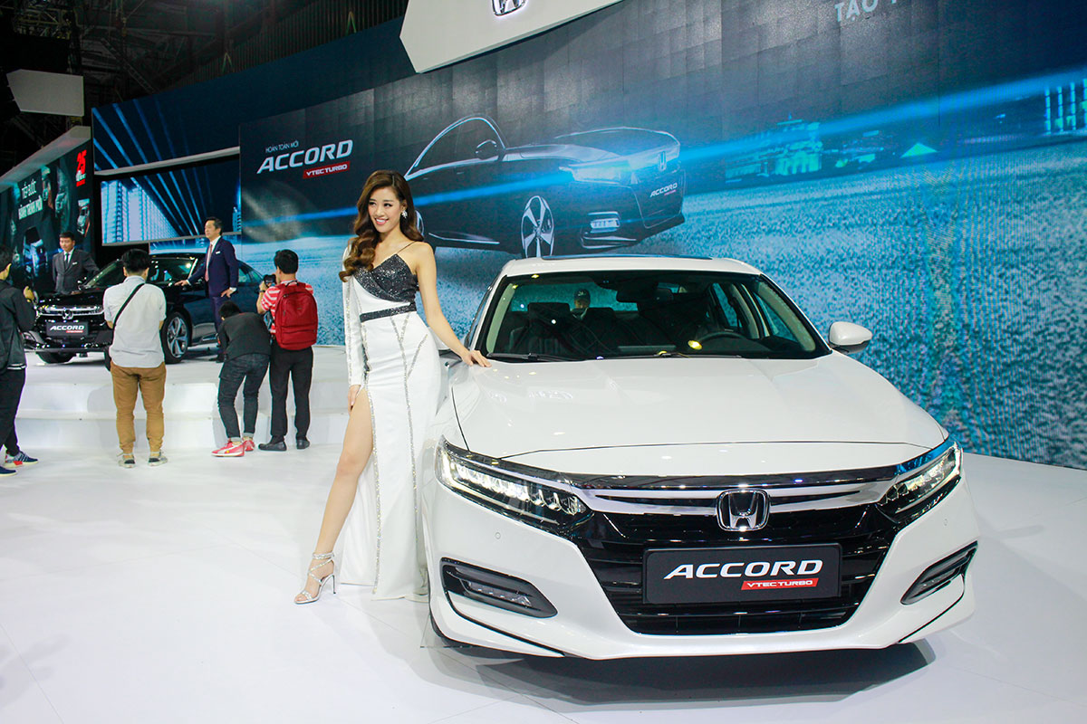 Honda Accord thế hệ mới ra mắt tại Triển lãm Ô tô Việt Nam 2019 1