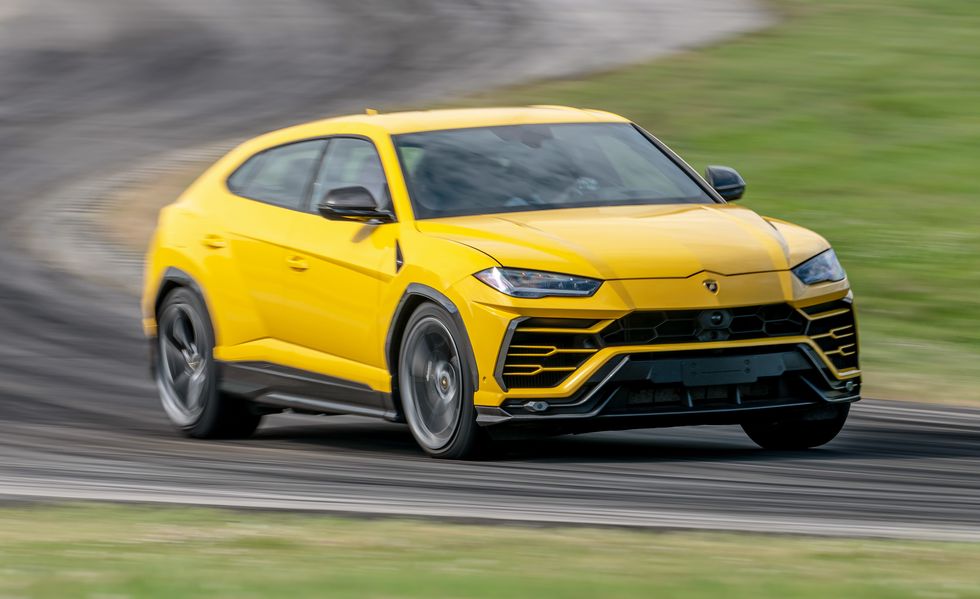 11. Lamborghini Urus 2019.