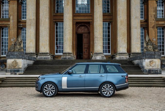 Top 10 mẫu xe đẹp nhất năm 2019 - Land Rover Range Rover