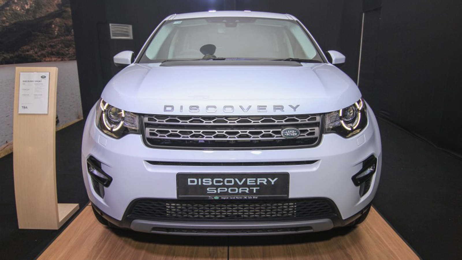 Land Rover Discovery Sport S 2020 và đời cũ khác nhau ở những điểm gì? a2