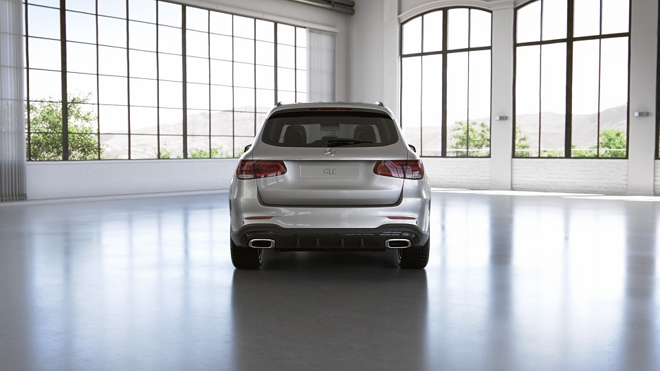 Mercedes-Benz GLC 300 4Matic bản nâng cấp chốt giá 2,56 tỷ đồng cho khách Việt a3